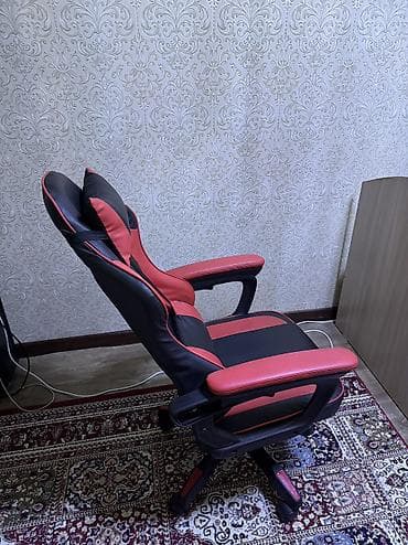 Игровые кресла: Игровое кресло, Б/у, С колесиками, цвет - Красный, Кожа — 7