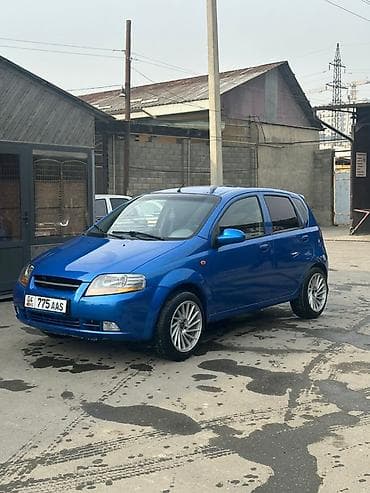 ravon nexia r3: Chevrolet Aveo: 2002 г., 1.6 л, Механика, Бензин, Хэтчбэк — 4