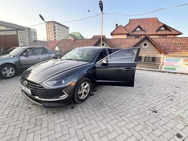 крутые машины: Hyundai Sonata: 2020 г., 2 л, Автомат, Газ, Седан — 4