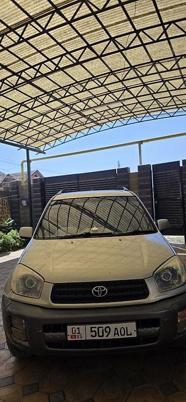 01: Toyota RAV4: 2002 г., 2 л, Автомат, Бензин, Кроссовер — 1