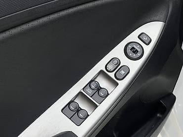 крыло срв 1: Hyundai Accent: 2018 г., 1.4 л, Автомат, Бензин, Седан — 10