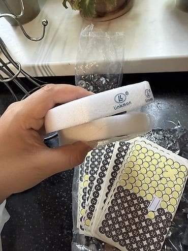 Набор фурнитуры и расходников для одежды и маркировки товаров. За всё — 4