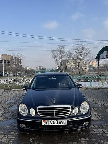 круглые: Mercedes-Benz E-Class: 2004 г., Седан — 4