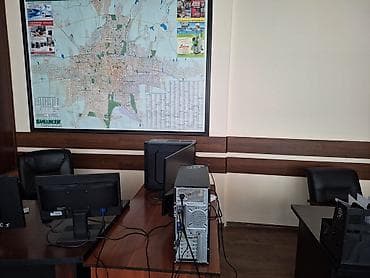 улица: Сдаются офисные помещения с мебелью ( 8 кв.м., 52 кв.м., 44 кв.м. и 23 — 9