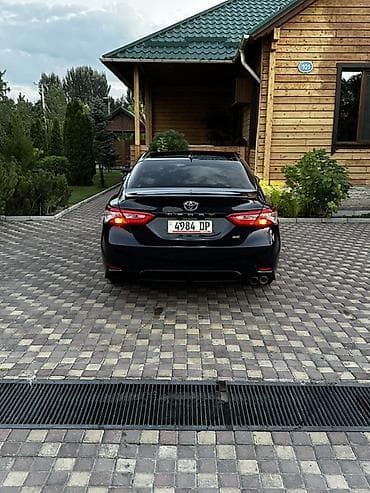 торг: Toyota Camry: 2020 г., 2.5 л, Автомат, Бензин, Седан — 4