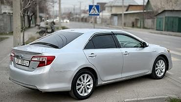 тайота в: Toyota Camry: 2012 г., 2.5 л, Вариатор, Гибрид, Седан — 6
