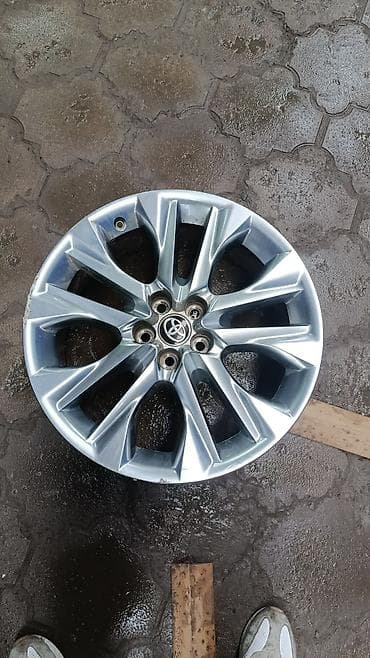 Литые Диски R 20 Toyota, Комплект, отверстий - 5, Б/у