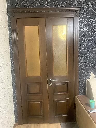 Дом и сад: Продам межкомнатные двери из массива вместе с доборами по 10 000сом — 1