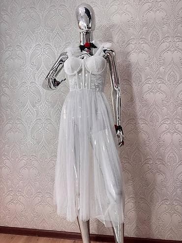 Воздушное полупрозрачное платье-комбинация с корсетным лифом - — 1