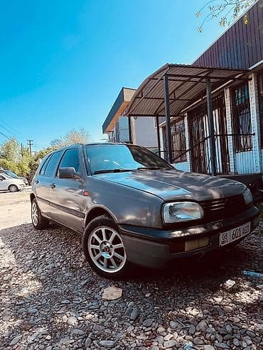 гольф golf: Volkswagen Golf: 1992 г., 1.8 л, Механика, Бензин, Хэтчбэк — 1