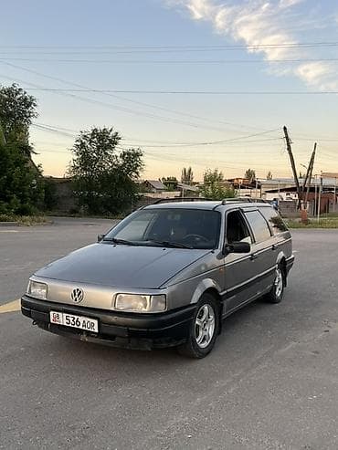 Volkswagen Passat Variant: 1990 г., 1.8 л, Универсал