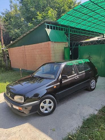 Унаа: Volkswagen Golf: 1993 г., 1.8 л, Кол менен иштөөчү, Бензин — 1