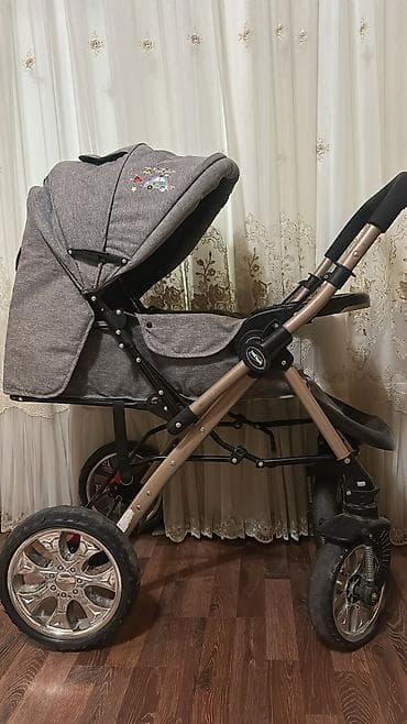 каляска чико: Коляска, цвет - Серебристый, Б/у — 3