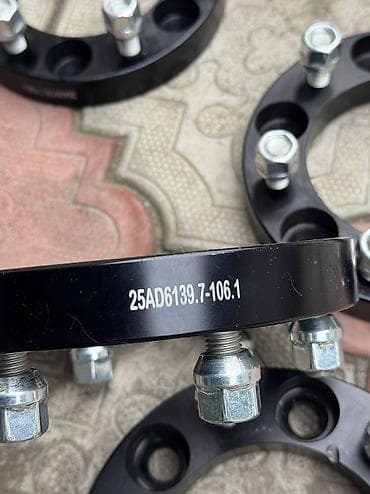 ленкрузер 80: Проставки 6х139.7 - в отличном состоянии, толщина 2.5 см, Центральное — 2