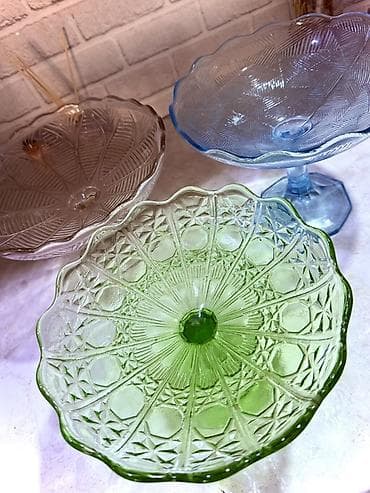 Сүрөттөр жана портреттер: Винтажные стеклянные вазы-блюдца/конфетницы на ножке - Материал — 1