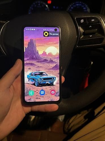 pixel 7: Samsung Galaxy S10e, чёрный цвет. - Компактный безрамочный дисплей с — 1