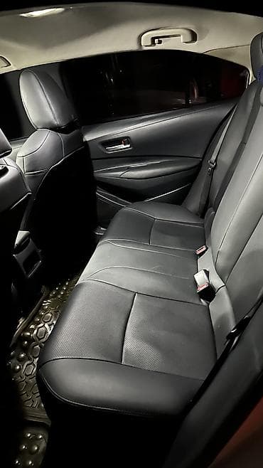 highlander 2018: Toyota Corolla: 2019 г., 1.8 л, Вариатор, Бензин, Седан — 10