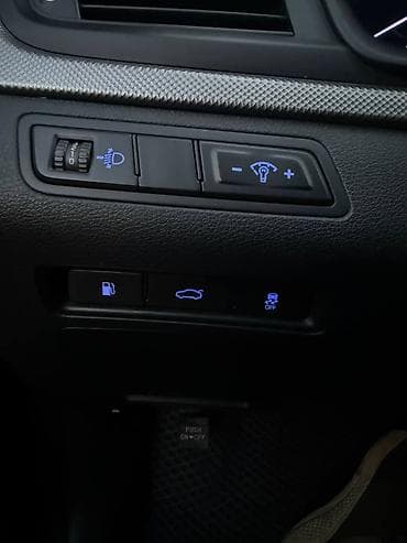 fit 2 2011: Hyundai Sonata: 2018 г., 2 л, Автомат, Газ, Седан — 9