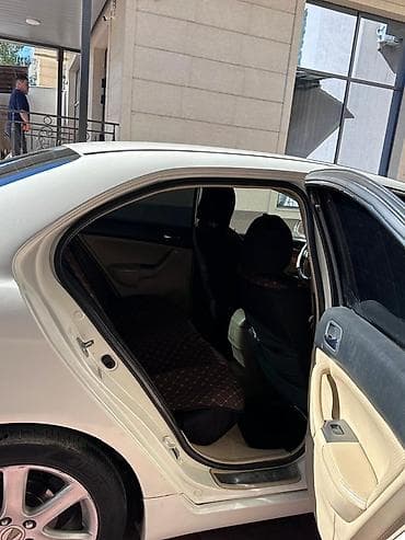 лада 7ка: Honda Accord: 2004 г., 2.4 л, Автомат, Бензин, Седан — 6