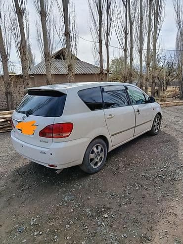 продаю спада: Toyota Ipsum: 2001 г., Автомат, Бензин, Минивэн — 4