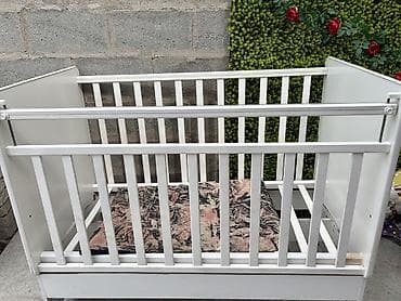 Продаю манеж б/у, состояние отличное. Размер: длина 124 см ширина 68 at lalafo.kg Продаю манеж б/у, состояние отличное. Размер: длина 124 см ширина 68