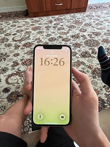 13 mini: IPhone 12 Pro, Б/у, 256 ГБ, Золотой, Зарядное устройство, Чехол, Кабель, 74 % — 4