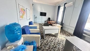 Продажа офисов 31 м², С ремонтом, С мебелью полностью, 3 этаж — 1