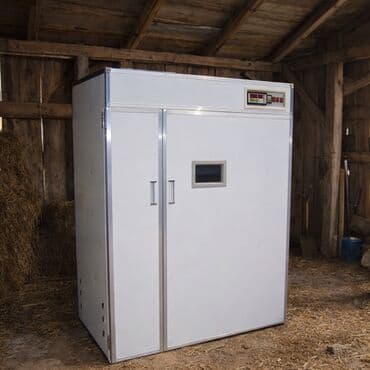 Продается инкубатор на 24 лотка находится село Чалдовар