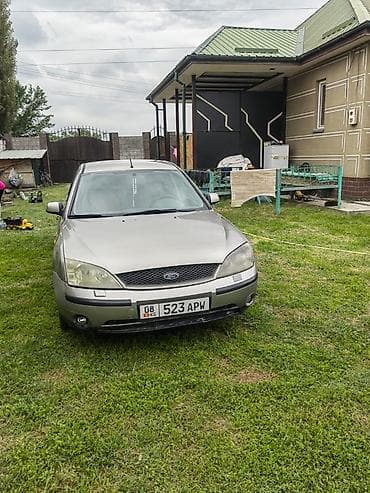 Ford Mondeo: 2004 г., 2 л, Механика, Бензин, Седан