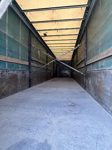 тракторный притцеп: Тягач, Renault, 2005 г., Шторный — 4