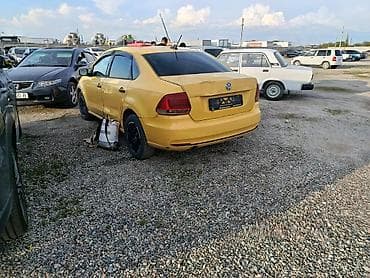 r15 185: Volkswagen Polo: 2018 г., Бензин, Седан — 3