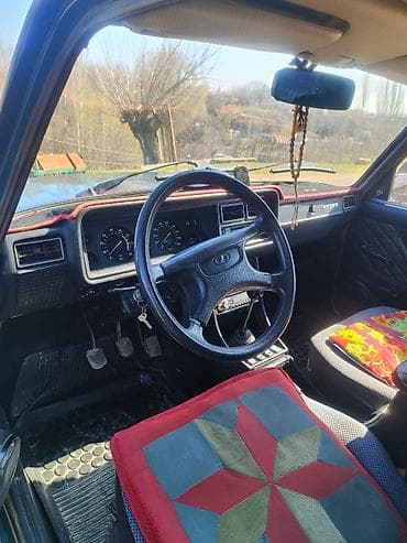 ВАЗ (ЛАДА) 2107: 2003 г., 1.6 л, Ручные, Бензин, Седан