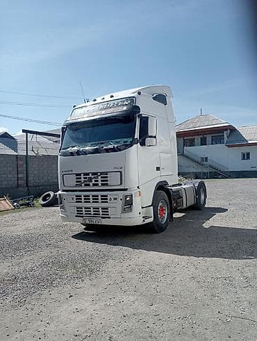toyota surf 2 7: Тягач, Volvo, Без прицепа — 3