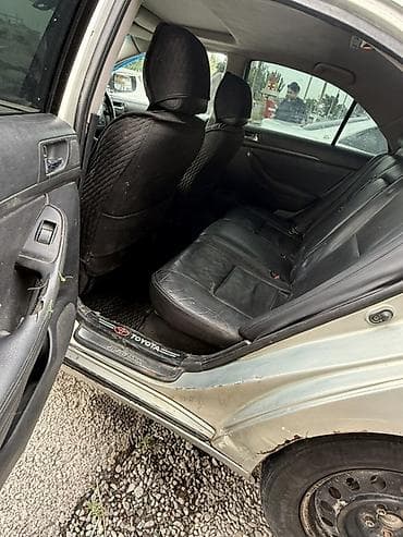 Транспорт: Toyota Avensis: 2003 г., 2 л, Типтроник, Бензин, Хетчбек — 3