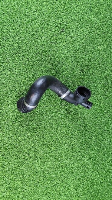 блок предохранителей: Патрубок Е87 е90 е91 1712 7 531 581 N52 V6 В отличном — 4