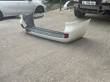 аутбек бампер: Бампер Toyota — 2