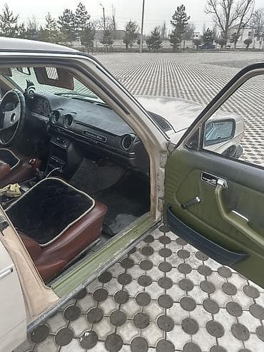 srv 3: Mercedes-Benz W123: 1985 г., 2 л, Механика, Бензин, Седан — 7