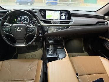 low ll: Lexus ES: 2018 г., 2.5 л, Вариатор, Гибрид, Седан — 9