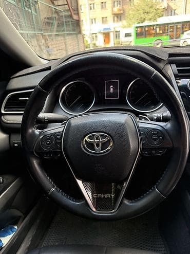 Продажа авто: Toyota Camry: 2018 г., 2.5 л, Автомат, Бензин, Седан — 4