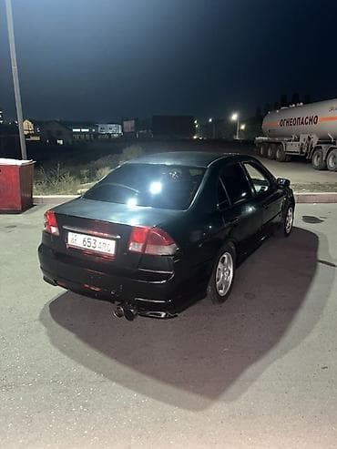 corolla 2004: Honda Civic: 2004 г., Механика, Бензин, Седан — 3