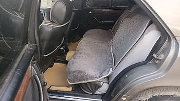 боз белер: Mercedes-Benz W124: 1991 г., 2.3 л, Кол менен иштөөчү, Бензин, Седан — 1
