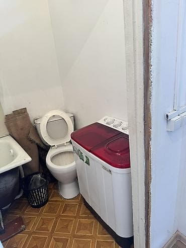 отдаю дешево: Сдаётся квартира
район бгу
цена договорная — 5