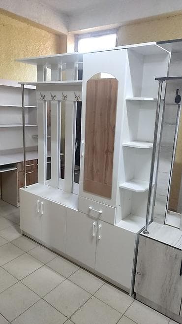 зеркало прихожая: Прихожая модульная, светлая - Компоновка: панель с вертикальными — 4