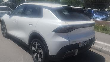 cl 63: Changan Qiyuan Q05: 2026 г. — 3