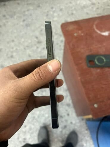 продать наушники airpods: IPhone 13 Pro, Б/у, 128 ГБ, Зеленый, Зарядное устройство, Защитное стекло, Чехол, 83 % — 4