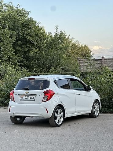 Chevrolet Spark: 2016 г., Бензин, Хэтчбэк — 6