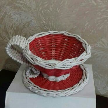 конфетница посуда: Продаю чашку-конфетницу ручной работы. Диаметр верхней части 17см — 3