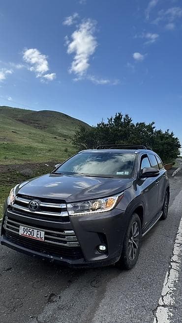 Toyota: Toyota Highlander: 2019 г., 3.5 л, Автомат, Гибрид, Кроссовер — 2