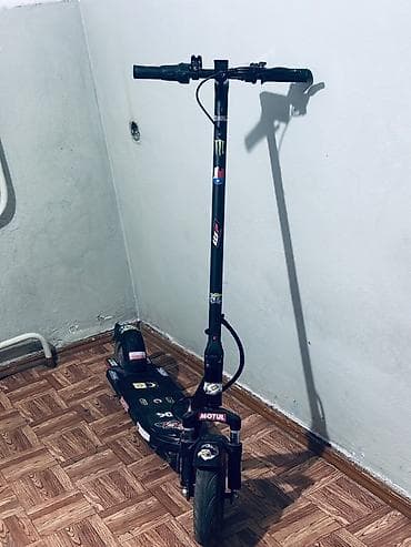 motul: Электросамокат, Без рассрочки, Б/у — 1