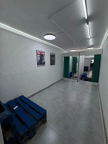 Дүкөн, Турак үйдө, 59 м² Иштебеген, Жарым-жартылай жабдуулары менен, Ремонту менен, Суу, Канализация, Жылытуу, Кирүү өзүнчө, Кондиционер — 2